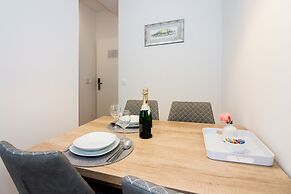 Lugo Apartments