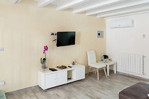 Scuto Home