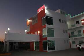 Hotel Los Pinos Express