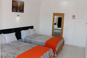Hotel Los Pinos Express
