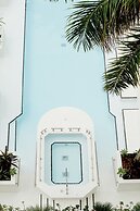 Palm Heights