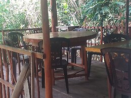 ELLA NATURE NEST