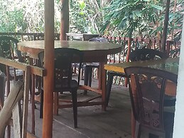 ELLA NATURE NEST