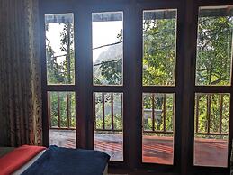 ELLA NATURE NEST
