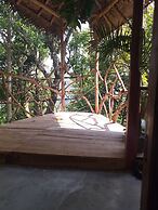 ELLA NATURE NEST