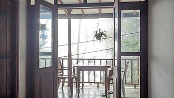 ELLA NATURE NEST
