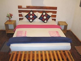 ELLA NATURE NEST