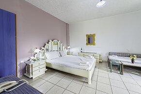 Blue Dream Hotel