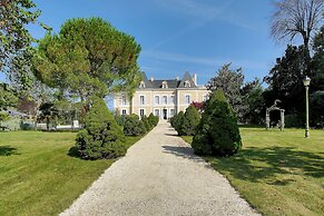 Domaine De Pouzelande B&B