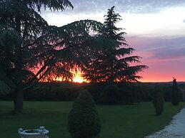 Domaine De Pouzelande B&B