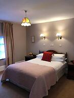 Tully's Hotel