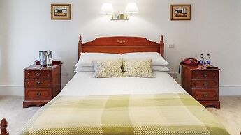 Tully's Hotel