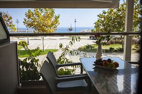 Rooms Amalthea Mare & Cafe - Bistro