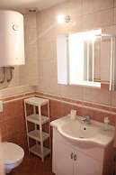 Apartments Miki Pag