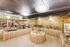 SunFlower Avenue Hotel