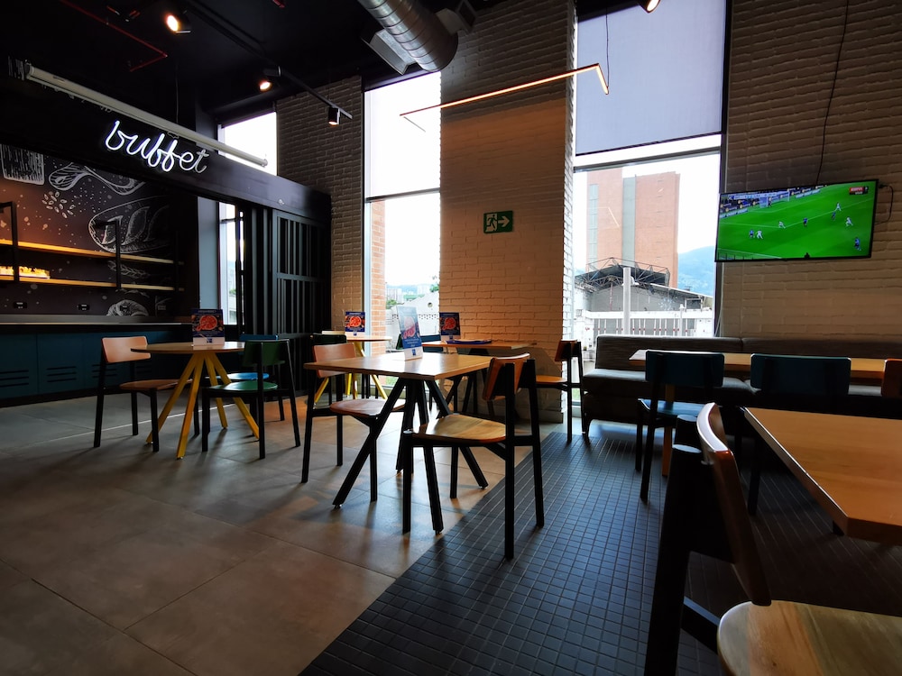 ibis budget Medellín Itagüí Metro