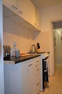 People Boxes Apartments - 74 Highbury