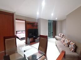 Luxury Suites Riverfront GYE