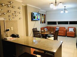 Luxury Suites Riverfront GYE