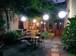 Escarabajo Hostel - Adults only