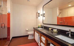 Hotel Indigo Madison Downtown by IHG