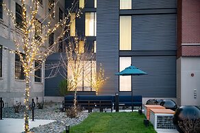 Hotel Indigo Madison Downtown by IHG