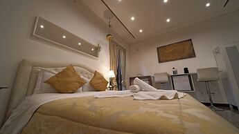 Vitti's Home Verona