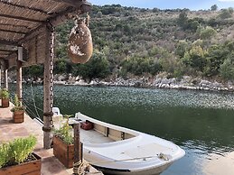 The Mussel House