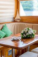 Dm Yachting - 7 Night Cruise Sun-Sun