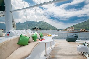 Dm Yachting - 7 Night Cruise Sun-Sun