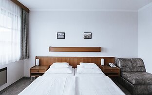Hotel Mörbischerhof