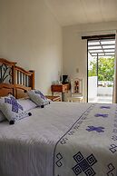 Hotel Ocho Barrios
