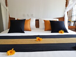 White Villa Beach Resort