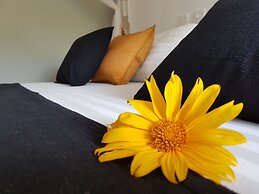 White Villa Beach Resort