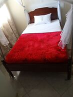 Golden Peace Hotel