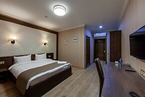 Sacvoyage Hotel