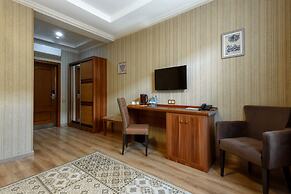 Sacvoyage Hotel