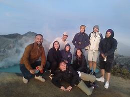 Harris Ijen Crater Homestay