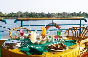 Nile Carnival Cruise