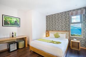 Ronal Hotel