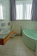 Hotel Lonac