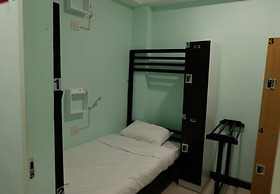 Mahannop Hostel