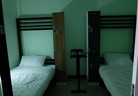 Mahannop Hostel