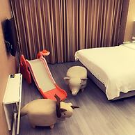 Golden Garden Hotel