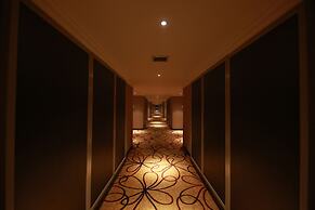 Holiday Palace