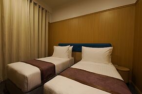 Holiday Palace