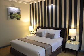 Holiday Palace