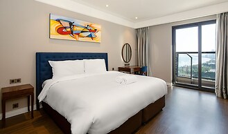 Johnny's Luxury Apartments