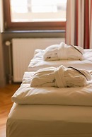 Mimosa Hotel