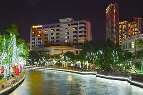 TF Riverside Hotel